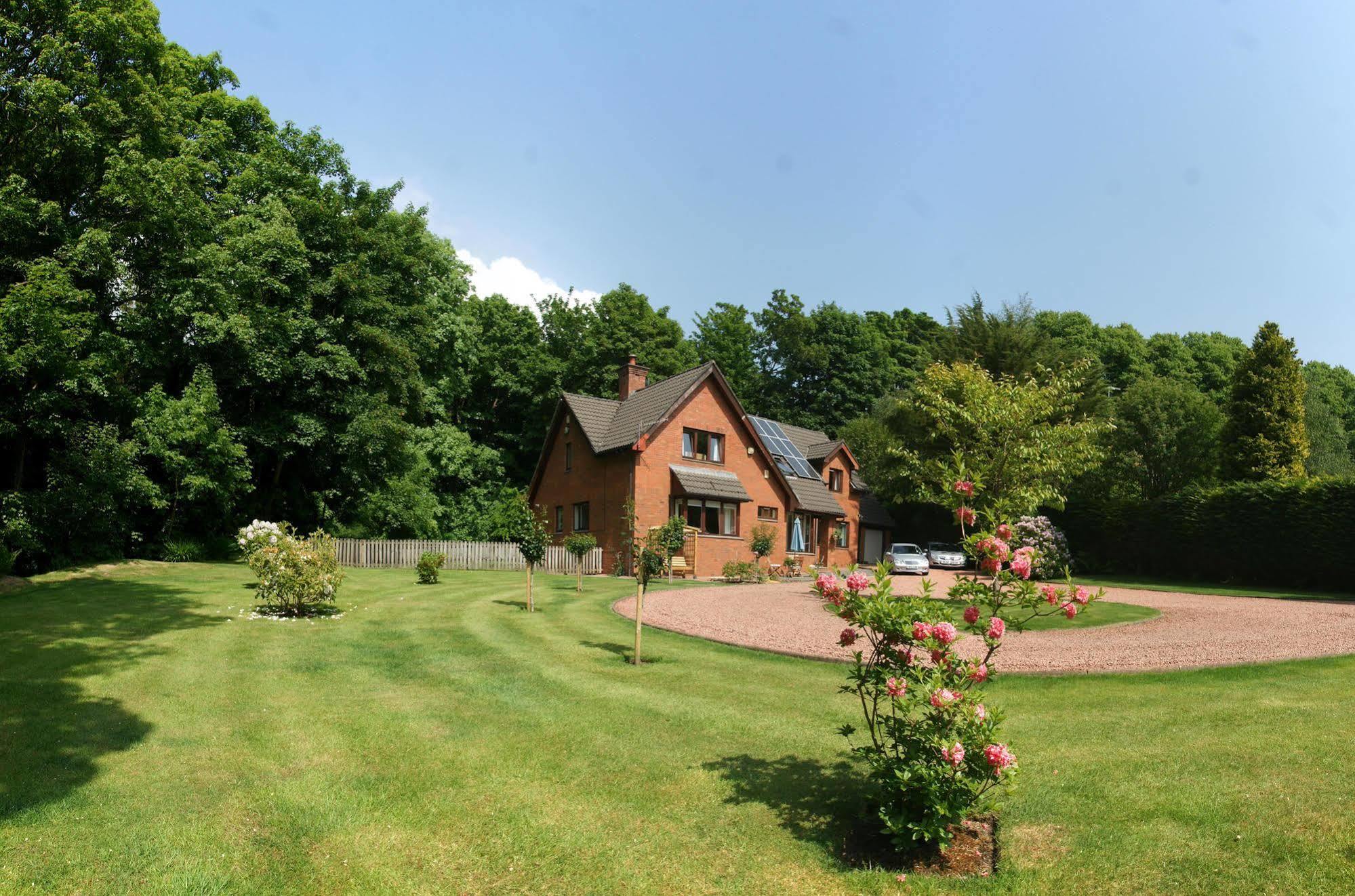Whistlers Dell B&B Rhu Eksteriør bilde